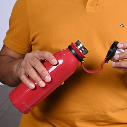 Captain - Bottle 1000 ml - Cherry Red