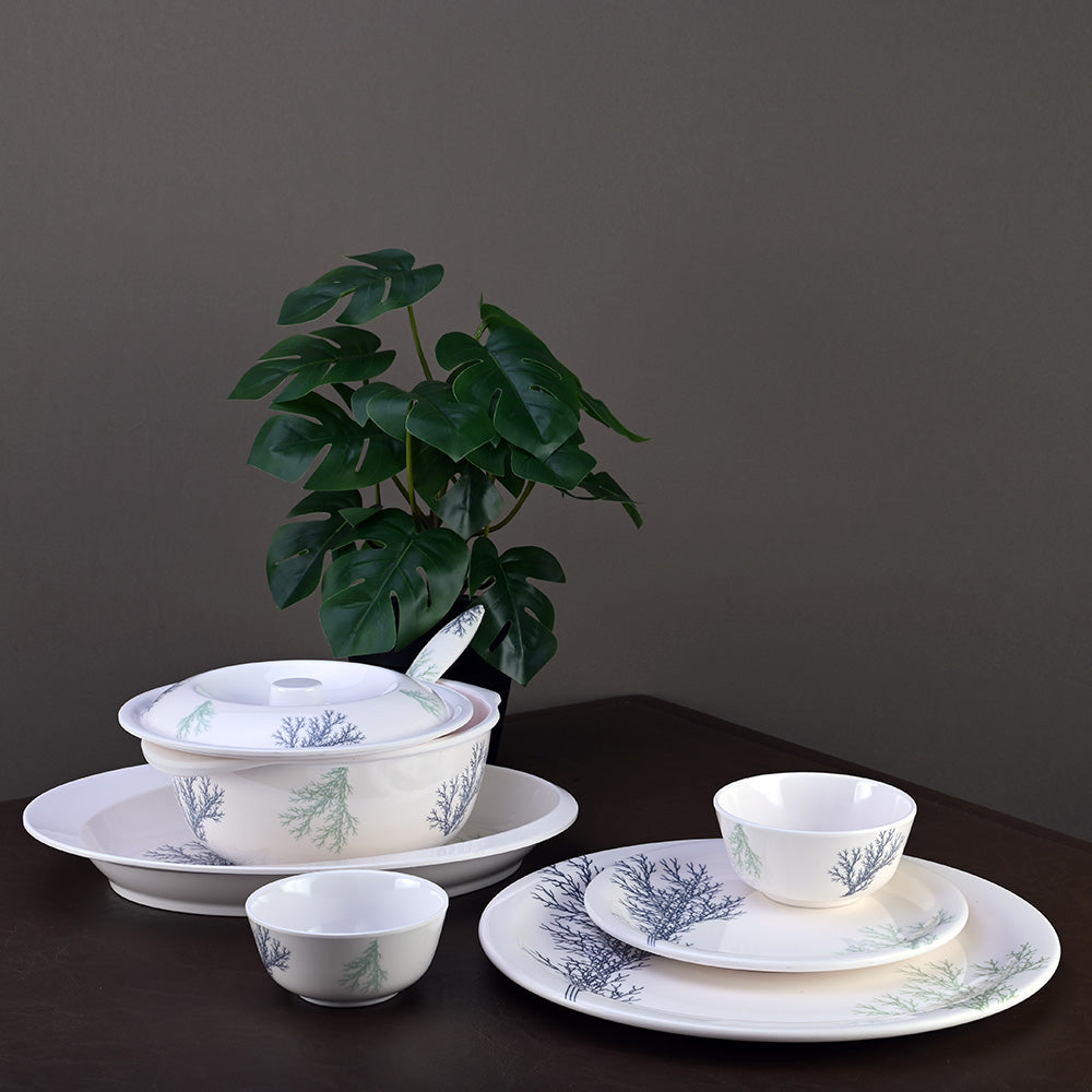 31pc Dinner Set: Winter Forest