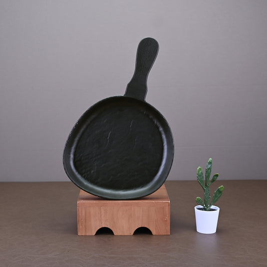 Serveware: Serving Dish Matte With Handle – Black