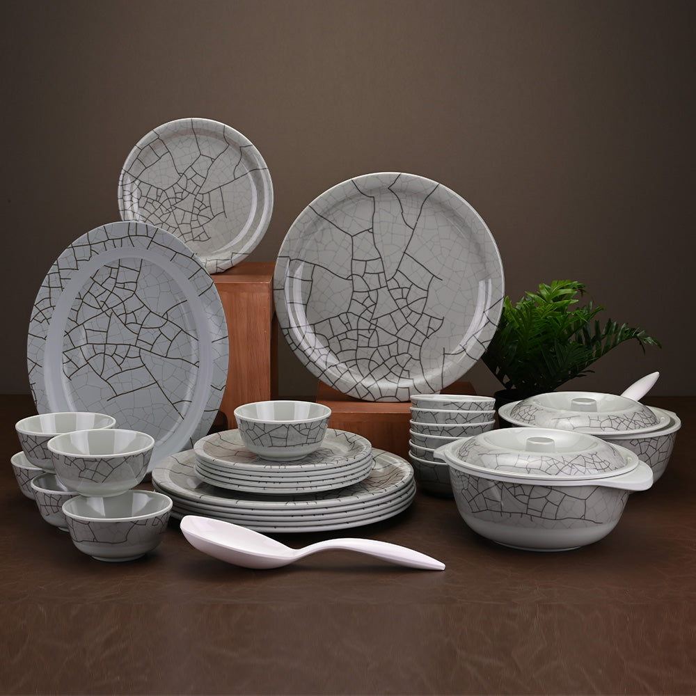 31pc Dinner Set: Veins