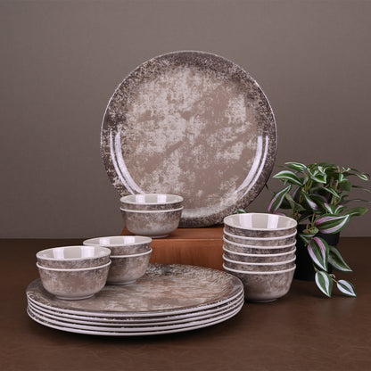 18pc Dinner Set: Canvas